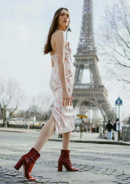 Red Porcelain Skirt
