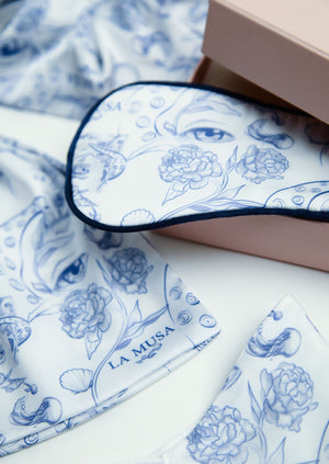 Blue Porcelain Brand Set