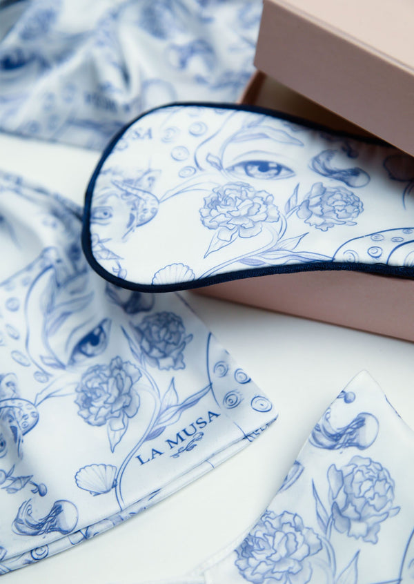 Blue Porcelain Brand Set