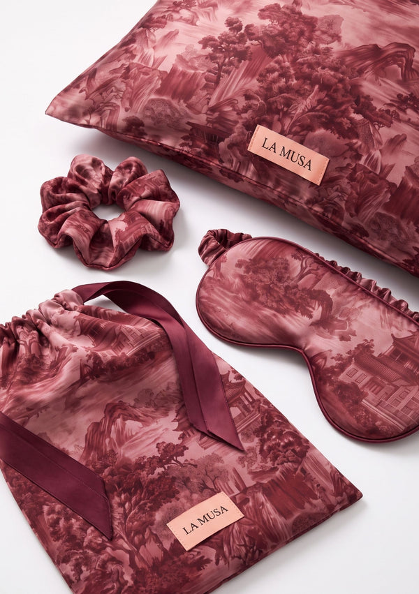 Full Crimson Dusk Sleep Set with all four matching pieces