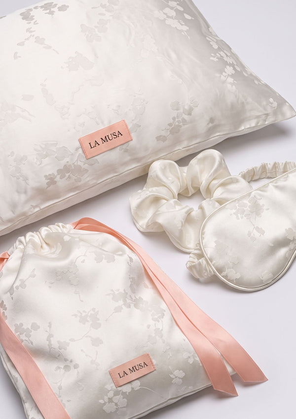 Full Moonveil Sleep Set with all four matching pieces