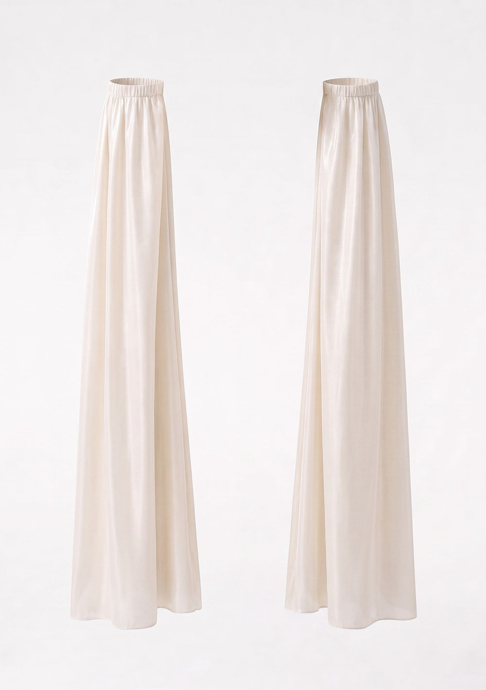 Sirocco cream satin-chiffon detachable sleeves worn with the Sirocco set, front view