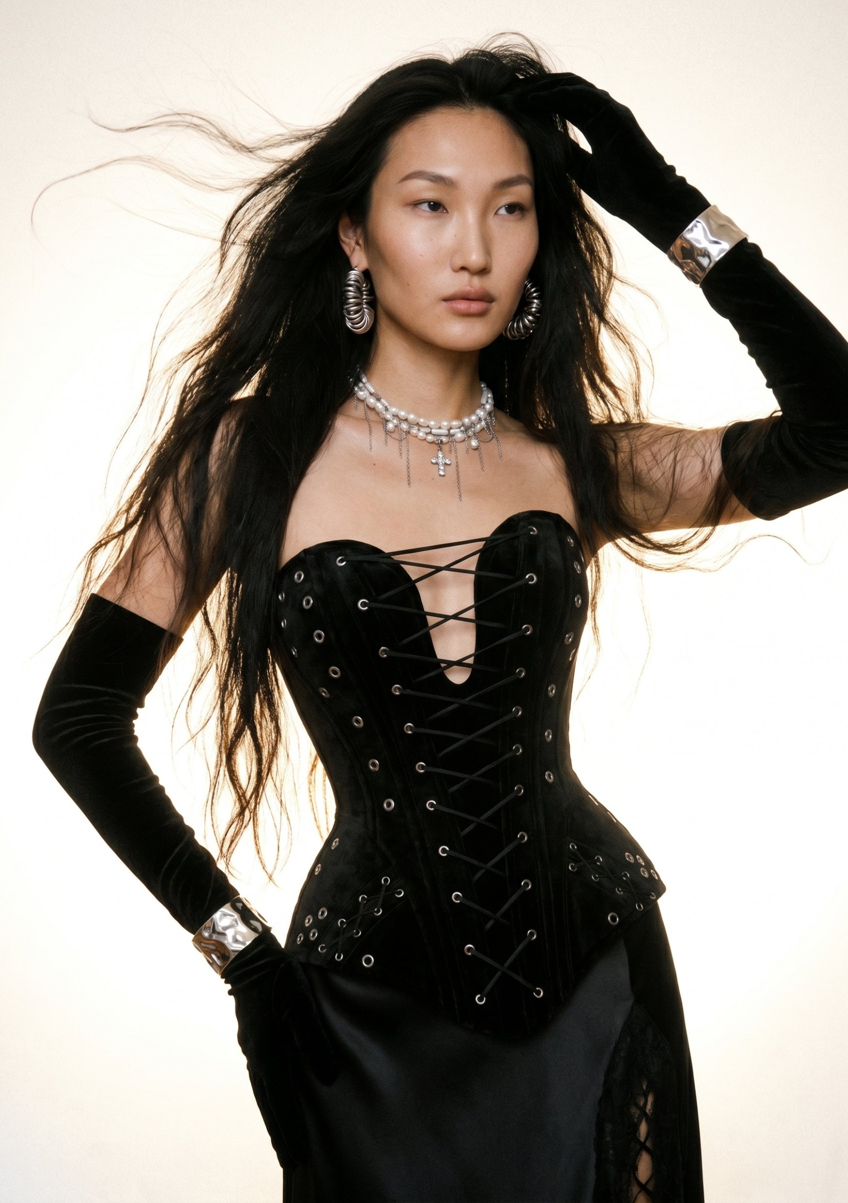 Black Velvet Lace-Up Overbust Corset - Midnight | La Musa
